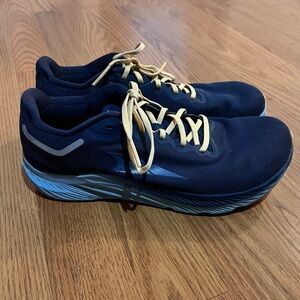 Altra Rivera 3 Women’s Size 9 Navy Blue Yellow Running Hike Walking Toe Box